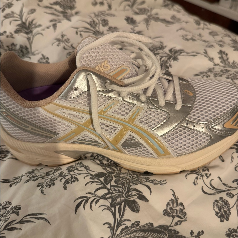 ASICS Women's White, Silver, and Yellow Athletic Shoes